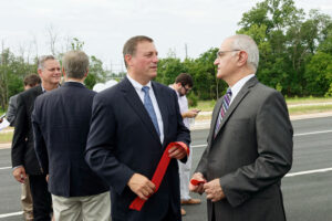 Gallery_RibbonCutting_41