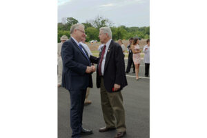 Gallery_RibbonCutting_42